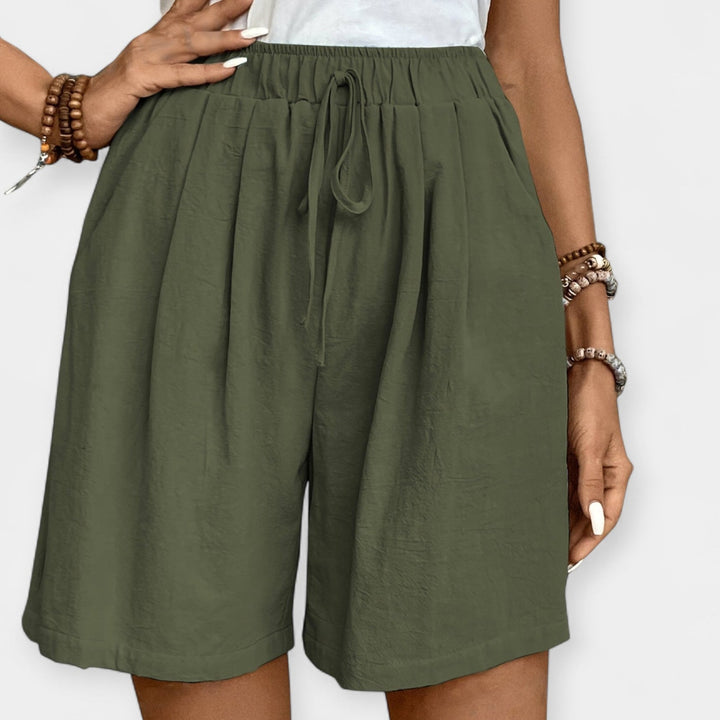 Ilmava Shorts