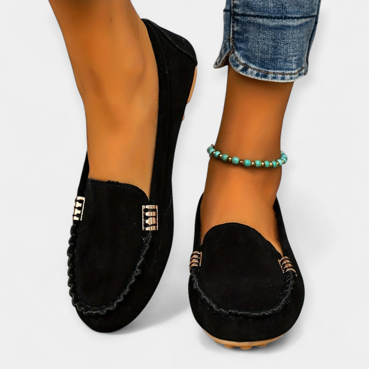 Loaferit metalliset yksityiskohdat