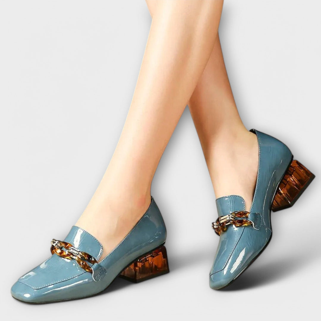 Tyylikkäät ja Elegantit Loafers