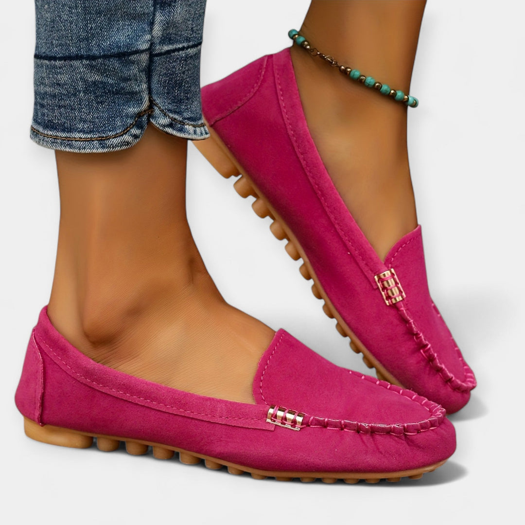 Loaferit metalliset yksityiskohdat