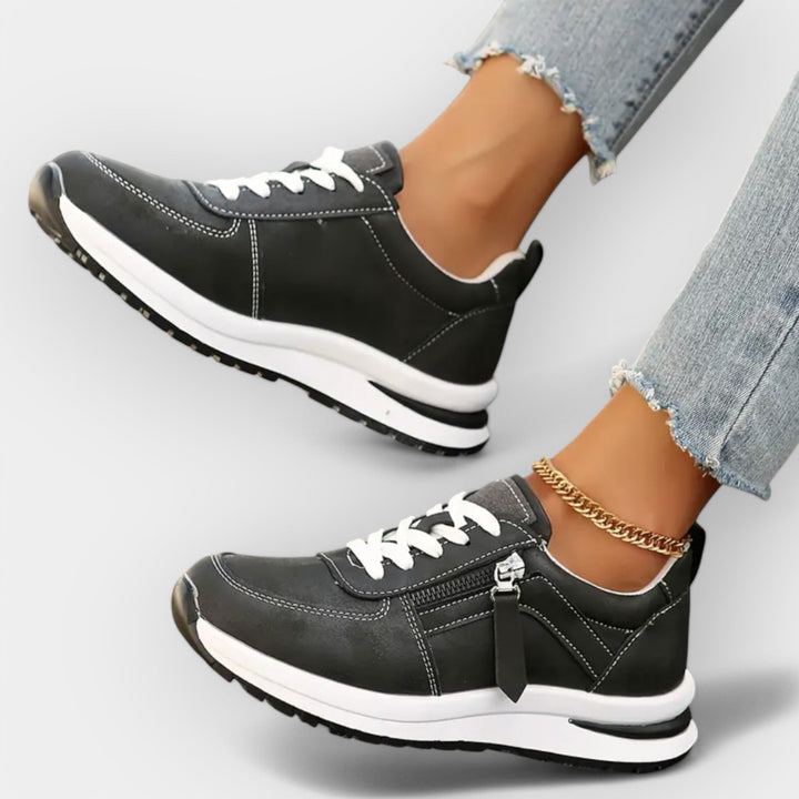 Tyylikkäät Anatomiset Sneakersit