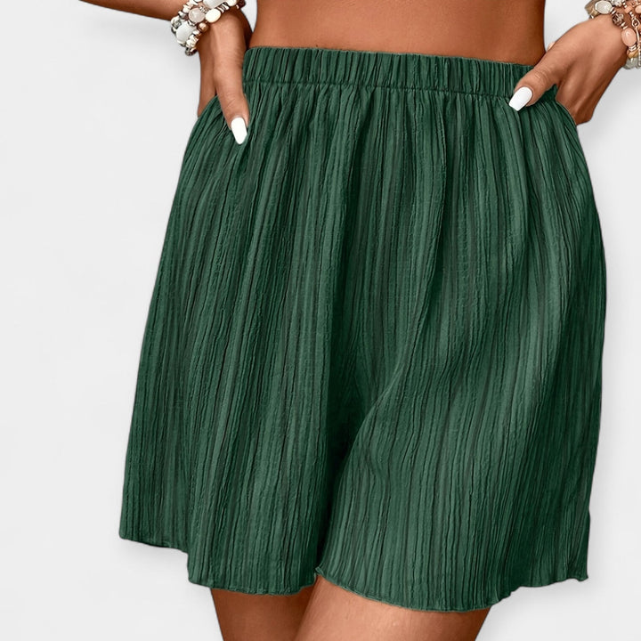 Tyylikkäät Pleat-shortsit