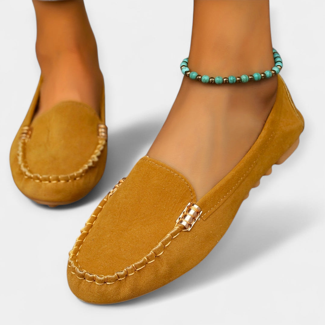 Loaferit metalliset yksityiskohdat