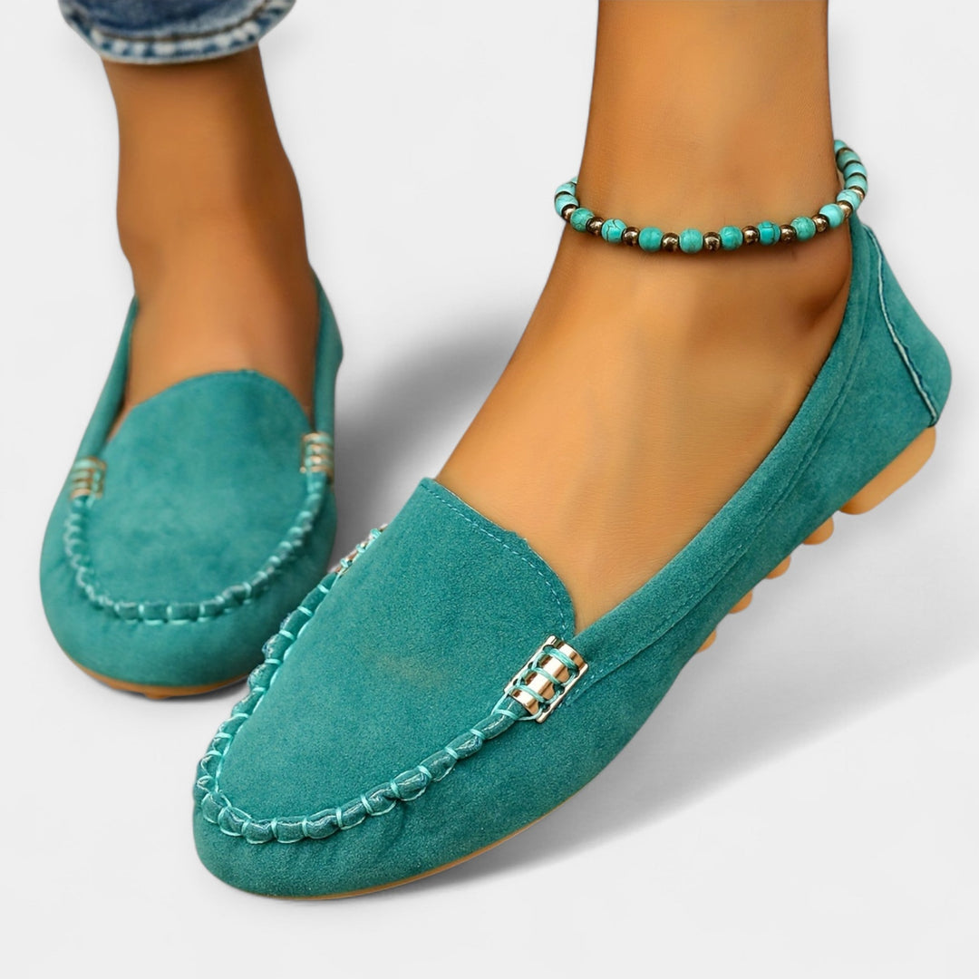 Loaferit metalliset yksityiskohdat