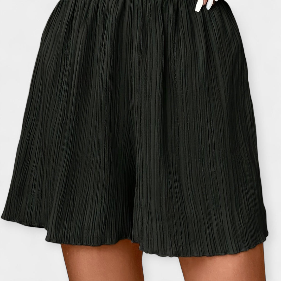 Tyylikkäät Pleat-shortsit