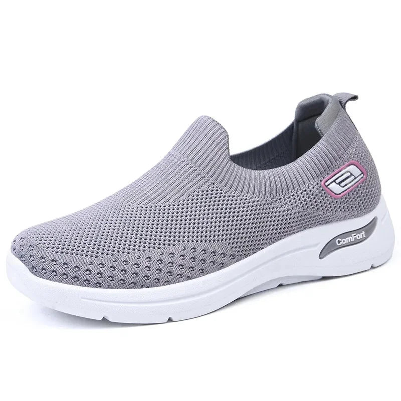 Rivana – Mukavat Slip-On Lenkkarit