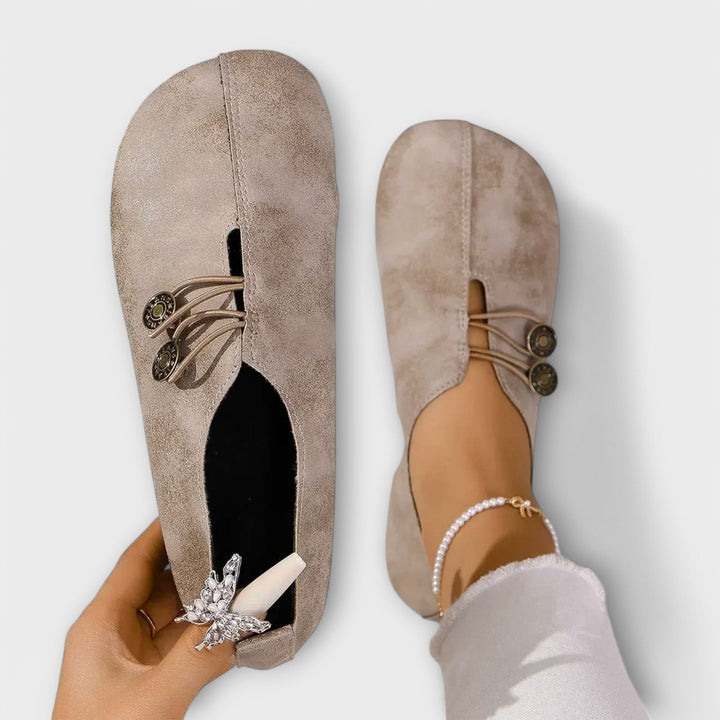Nahkainen ballerina