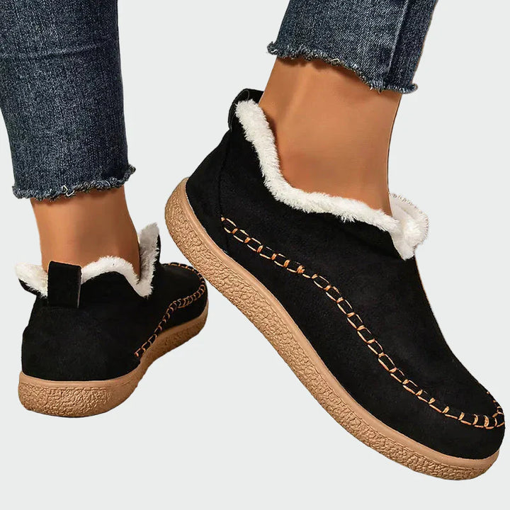 Naiselliset Beige Mokkanahkasaappaat Turkisvuorella