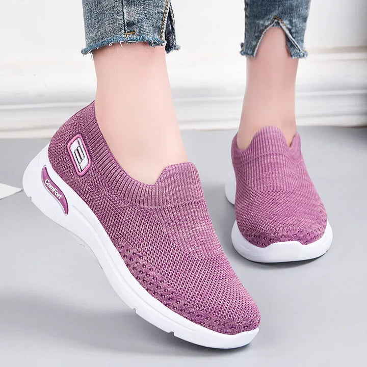 Rivana – Mukavat Slip-On Lenkkarit