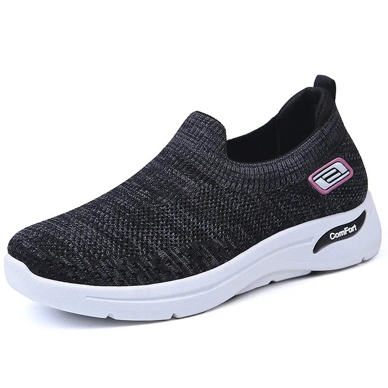 Rivana – Mukavat Slip-On Lenkkarit