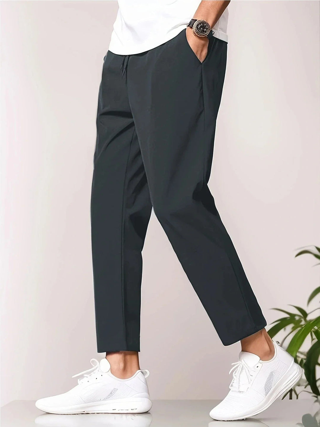 Tjark – Slim Fit -joggerhousut kiristysnauhalla
