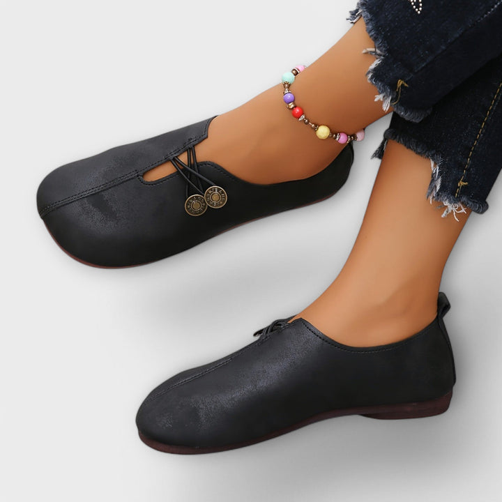 Nahkainen ballerina