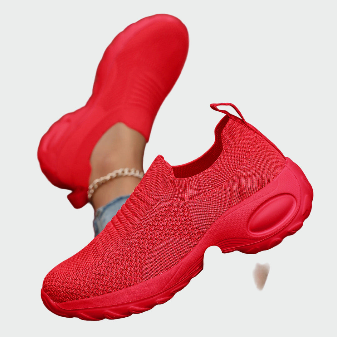 Klassiset urheilulliset slip-on-kengät jokapäiväiseen tyyliin