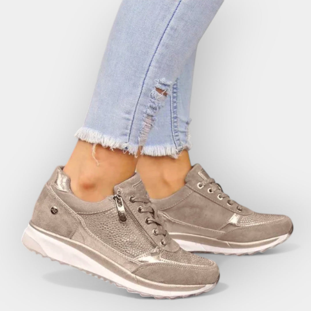 Anatomiset Vetoketjulliset Sneakerit