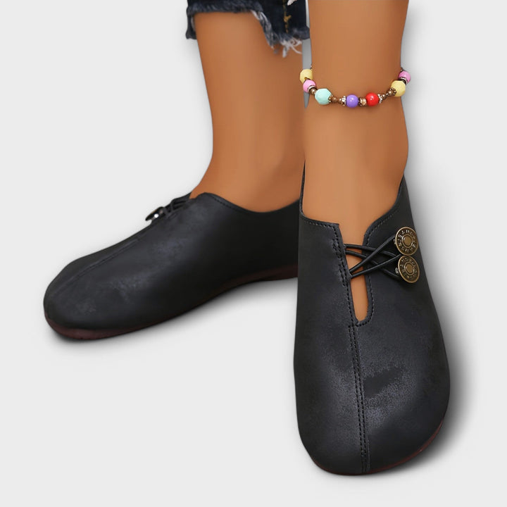 Nahkainen ballerina