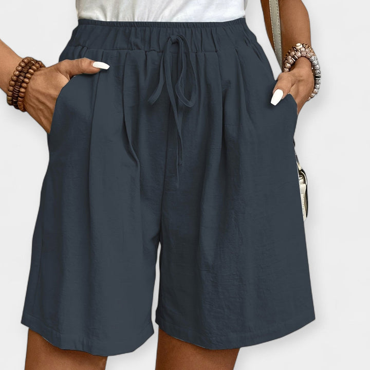 Ilmava Shorts