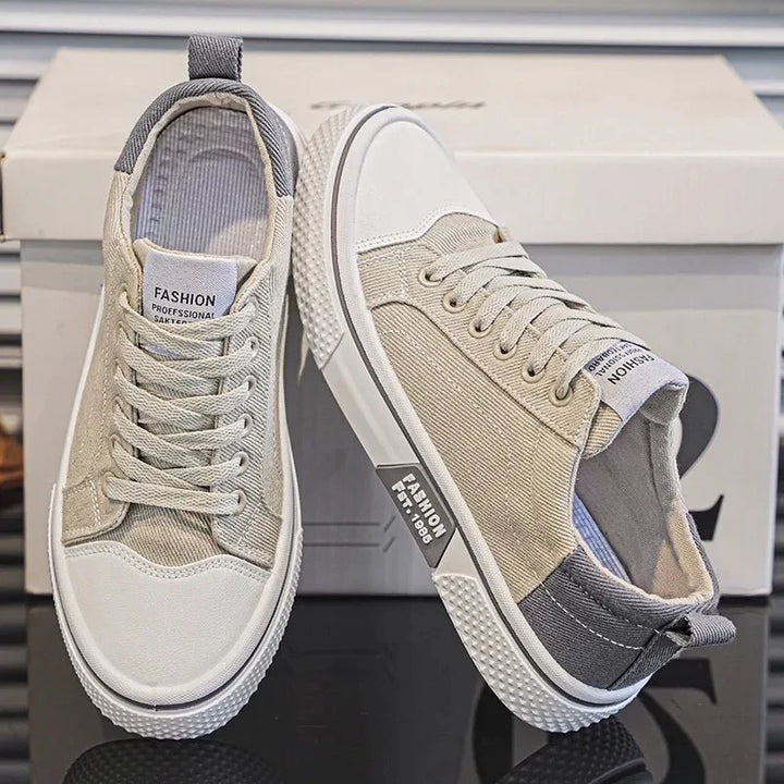 Helsinki | Aito Vintage-tennarit